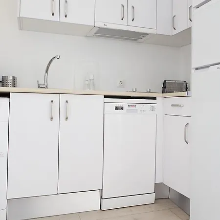 Sunhome Estudio Apartment